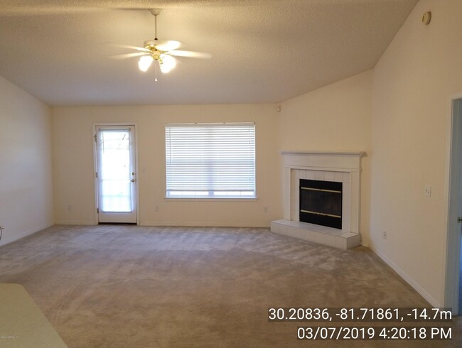 Building Photo - 5441 Bristol Bay Ln S