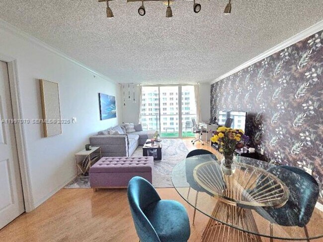 Foto del edificio - 1155 Brickell Bay Dr