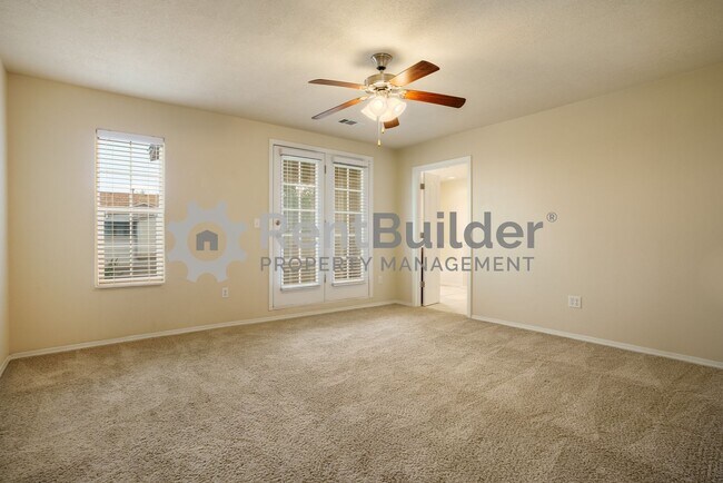 Foto del edificio - CALL US TODAY AT (505) 808-6467 TO SCHEDUL...