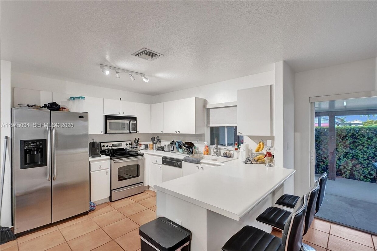 Photo - 898 NW 131st Avenue, Miami, FL 33182