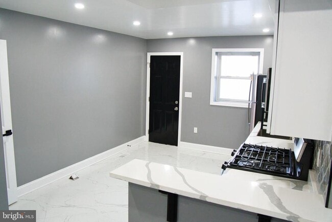 Building Photo - 1604 Cliftview Ave