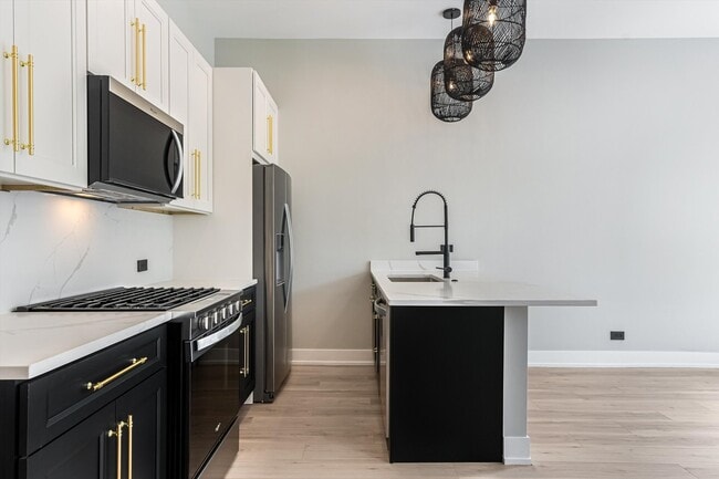 Foto del edificio - 1311 N Rockwell St