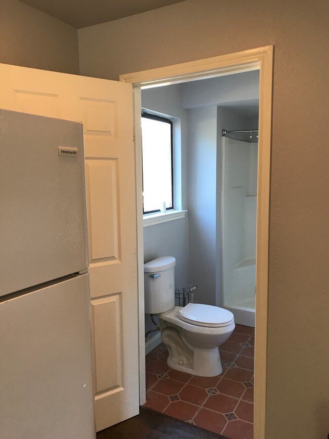 Downstairs full bath - 2695 Pvt Rd