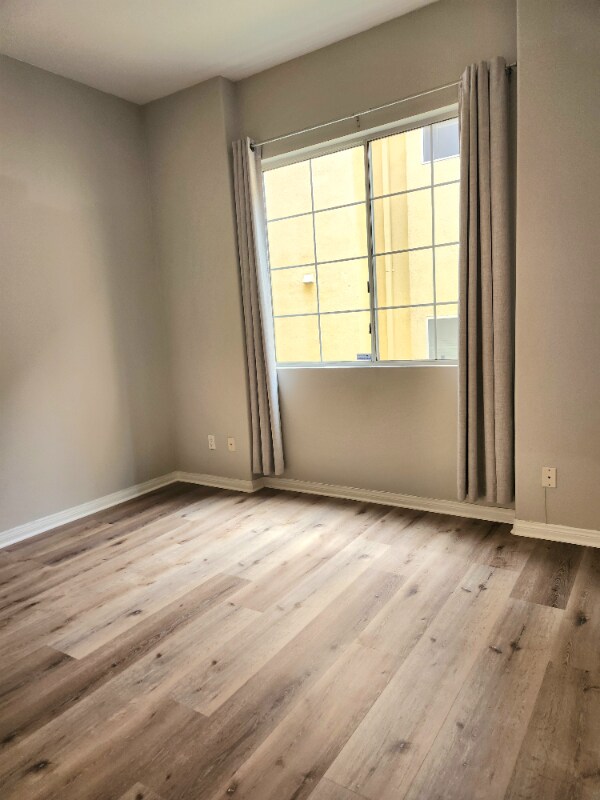 Building Photo - 7037 La Tijera Blvd