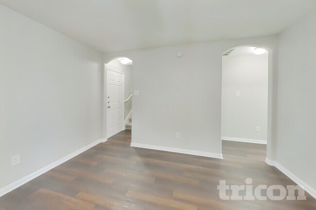 Foto del edificio - 21402 Palma Grove Way
