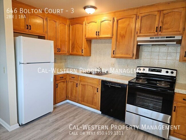 Building Photo - 646 Bolton Ct