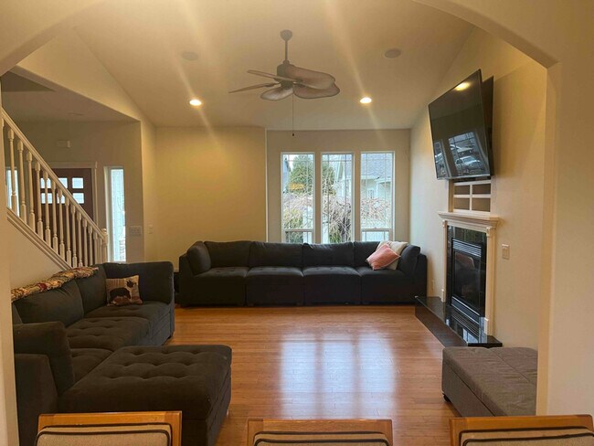 Foto del edificio - 1421 Settler Pl