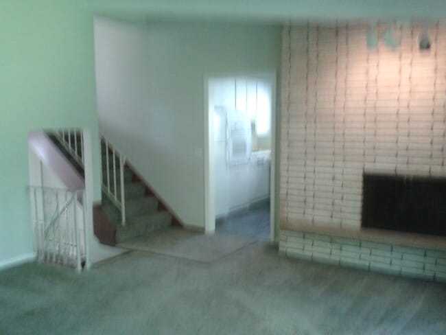 living room - 6116 France Ave S