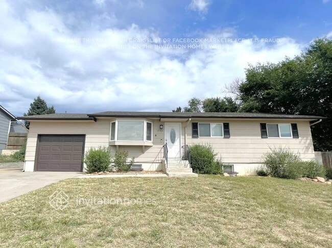 Building Photo - 6902 Mescalero Dr