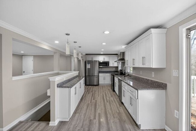 Building Photo - 463 Bronco Trail