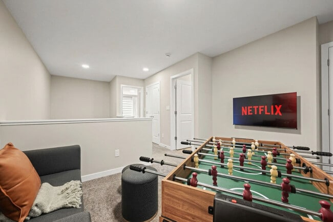 Building Photo - 8664 Edgemont Link NW