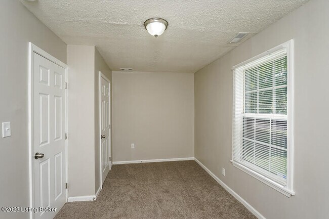Foto del edificio - 3622 W Jefferson St
