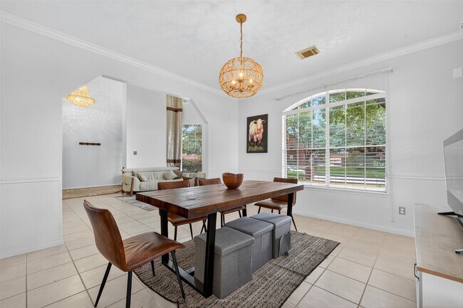 Foto del edificio - 3318 Pebble Trace Dr