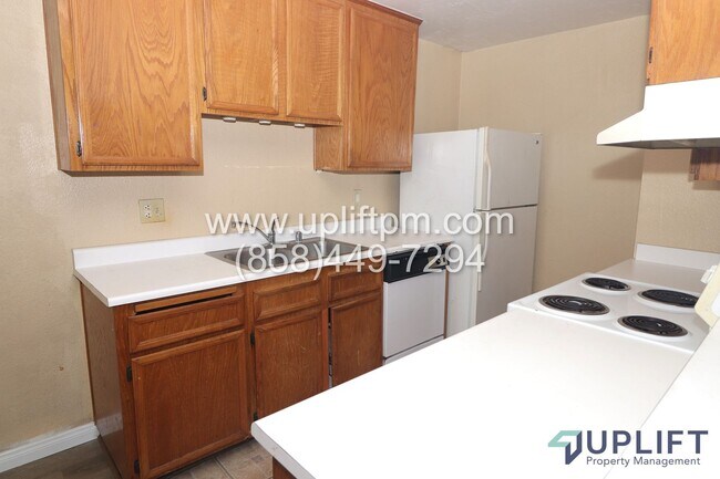 Foto del edificio - 1 Bed, 1 Bath Condo in Gated Community wit...