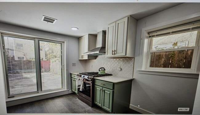 Building Photo - 2070 E Dauphin St