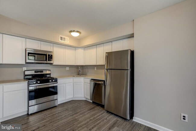 Foto del edificio - 1105 Berwyck Ct