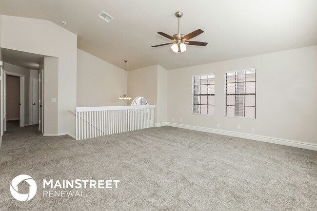 Foto del edificio - 921 S Val Vista Dr