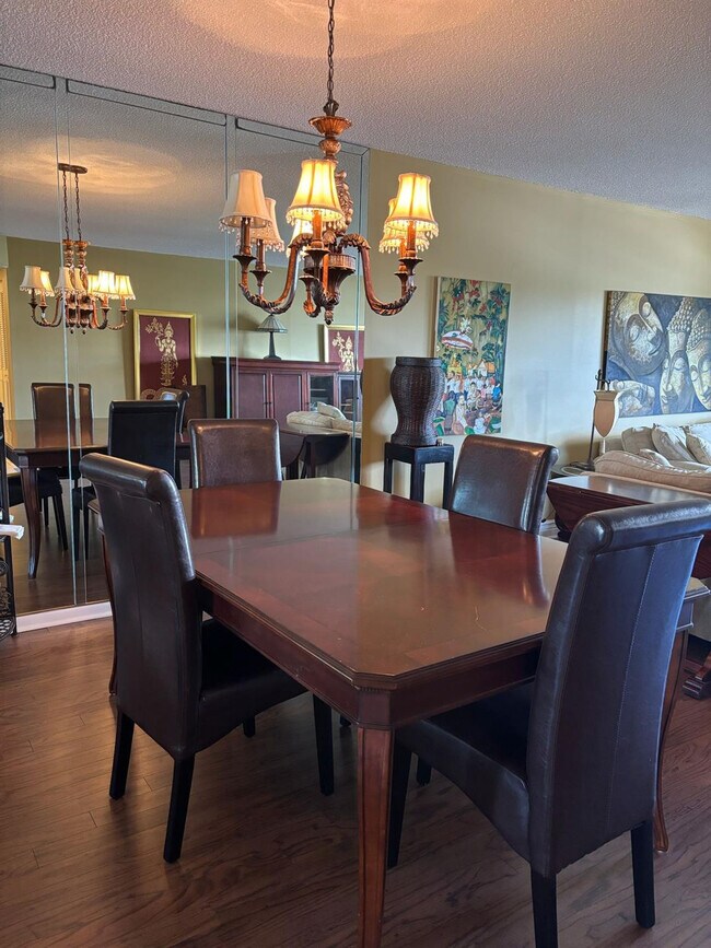 Foto del edificio - 4751 NW 21st St