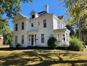 Building Photo - 527 West End Ave