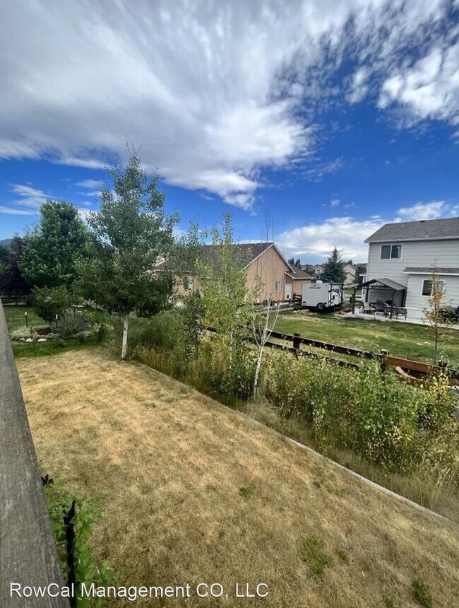 Foto del edificio - 4 br, 3.5 bath House - 421 Talus Road