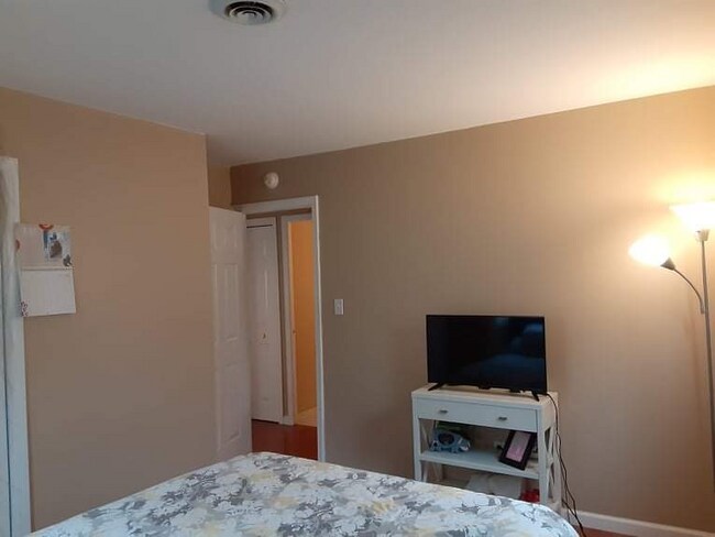 Foto del edificio - 50 Beechnut Terrace