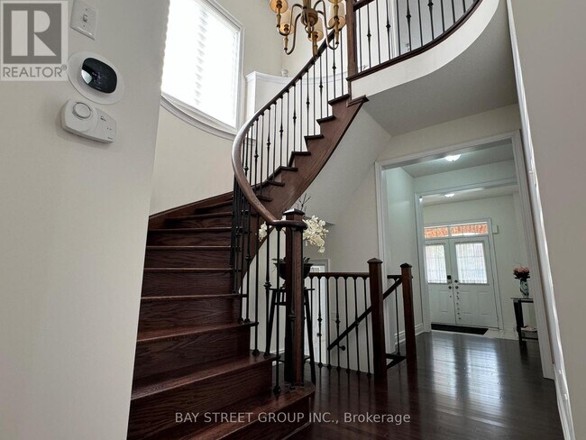 Photo du bâtiment - 89 Beckett Ave