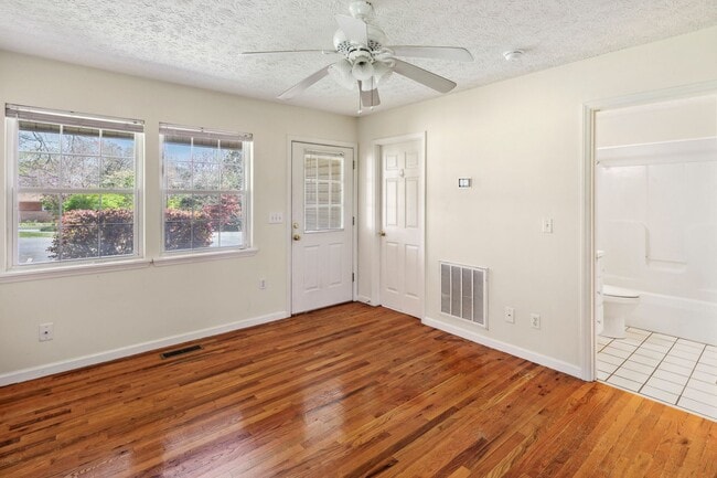 Building Photo - Black Mountain Duplex