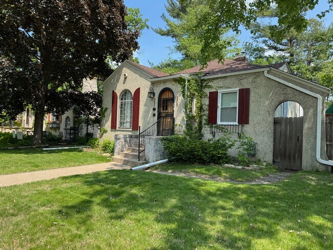 Foto del edificio - 5047 44th Ave S