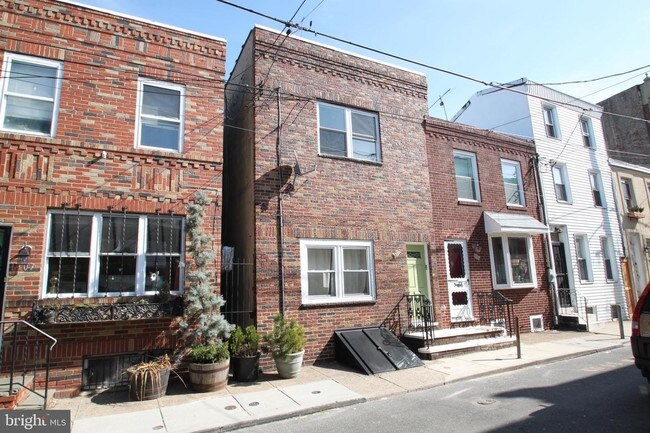Building Photo - 1309 S Warnock St