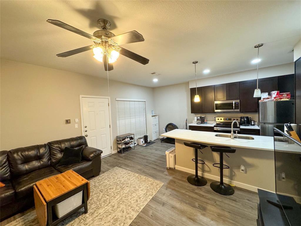 Foto principal - 908 Poplar St