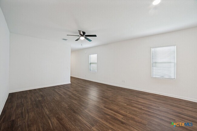 Foto del edificio - 14426 Elkhorn Crest