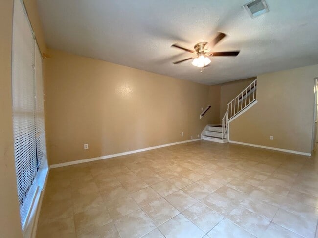 Photo - 4 Bed Home for Rent