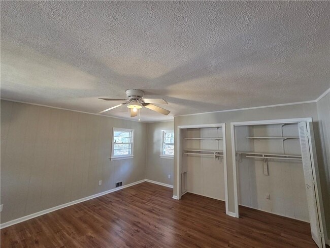 Foto del edificio - 948 Green Valley Rd SW