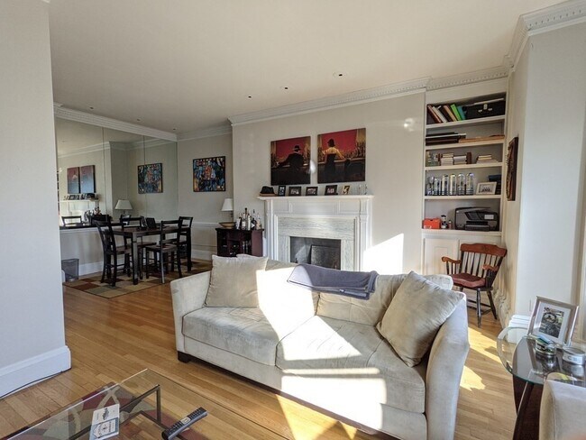 Foto del edificio - 234 Beacon St