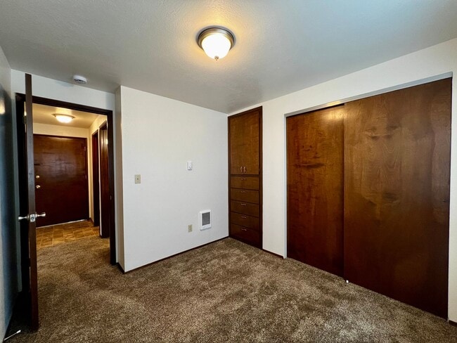 Foto del edificio - 4212 S 3rd St