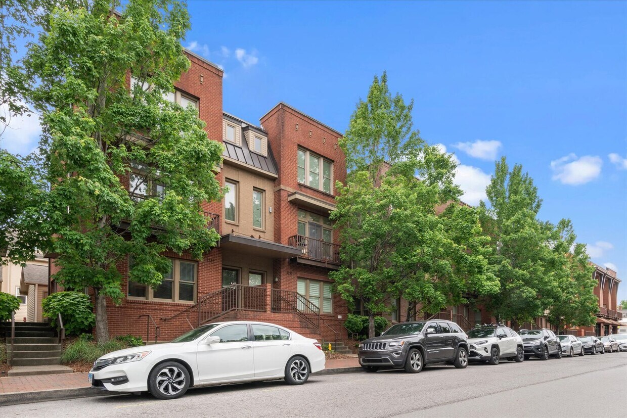 Primary Photo - 1229 4th Ave N Nashville, TN 37208