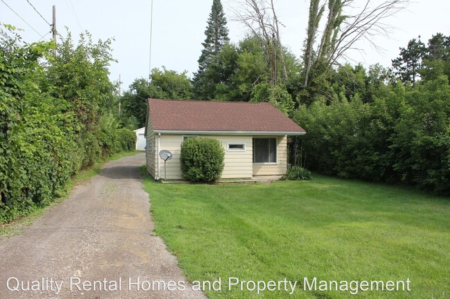 Building Photo - 2 br, 1 bath House - 8155 E. Coldwater Rd.