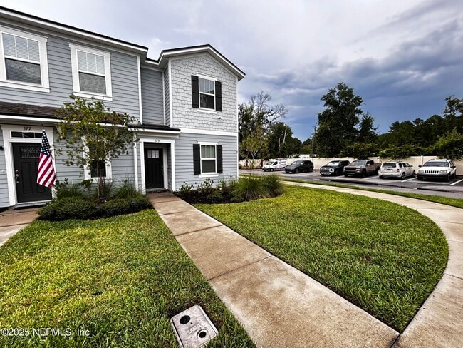 Building Photo - 379 Annies Pl