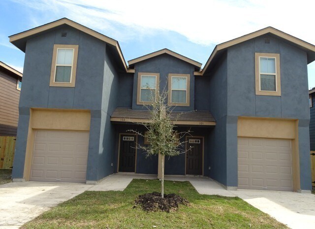 Primary Photo - 6606 Mia Way