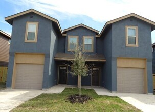 Building Photo - 6606 Mia Way