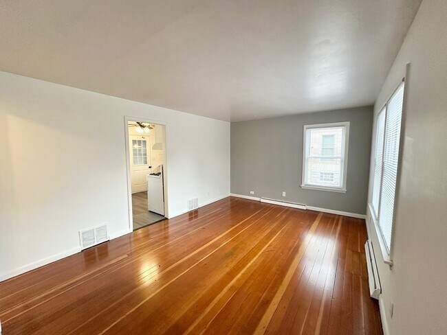 Foto del edificio - 858 Clay St