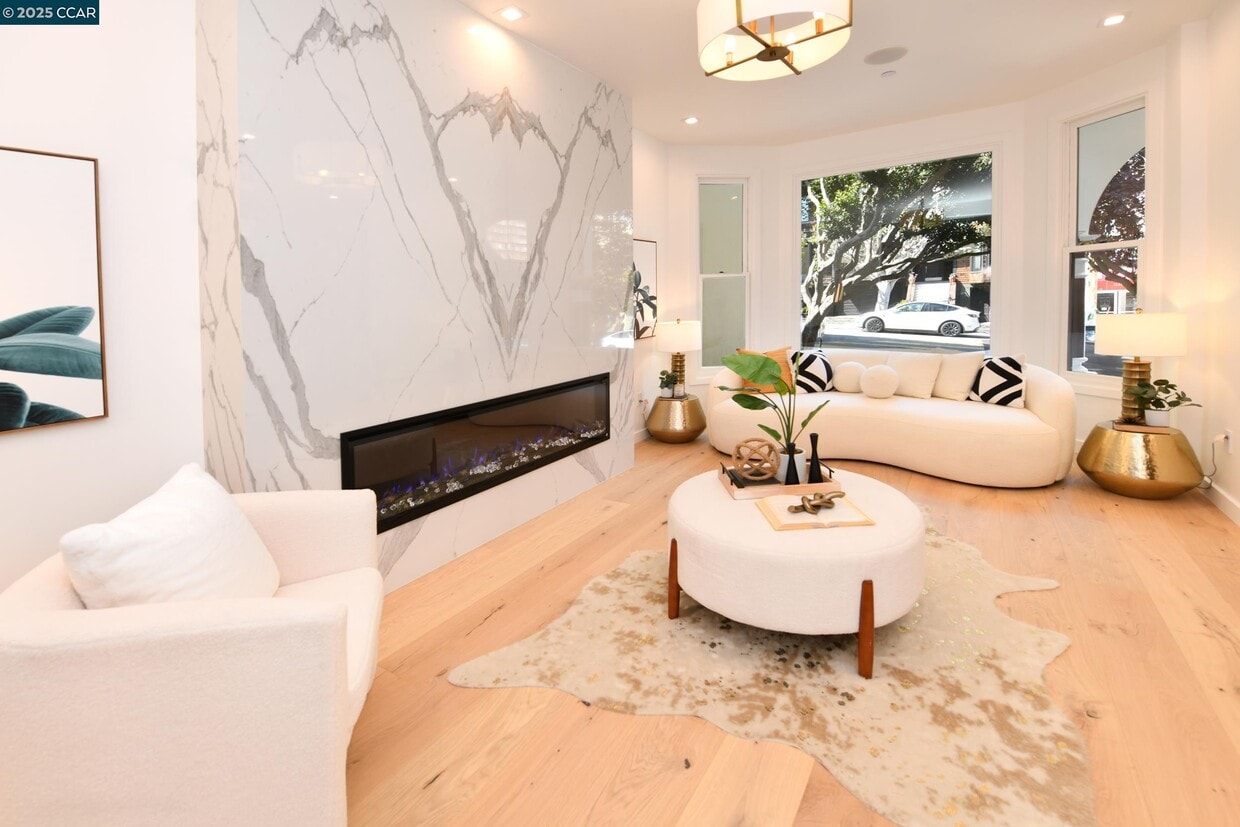Foto principal - 3169 Washington St
