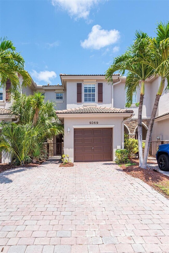 Foto del edificio - 9369 SW 219th St