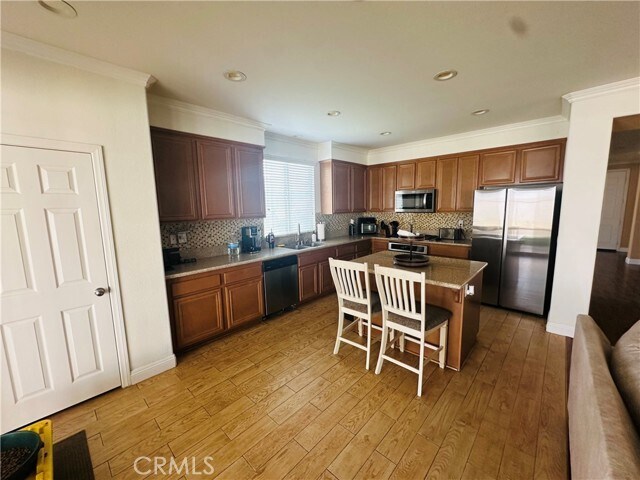 Building Photo - 6478 Emmerdale St