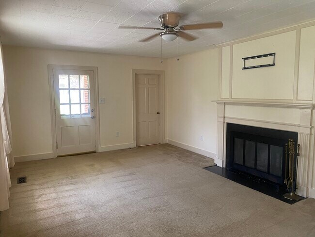 Foto del edificio - 3627 Riverview Dr