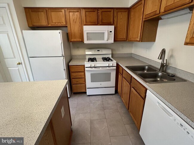 Foto del edificio - 13634 Hayworth Dr