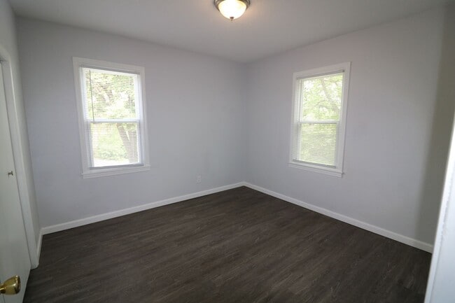 Building Photo - Nice 3 bedroom 1 bathroom home located in ...