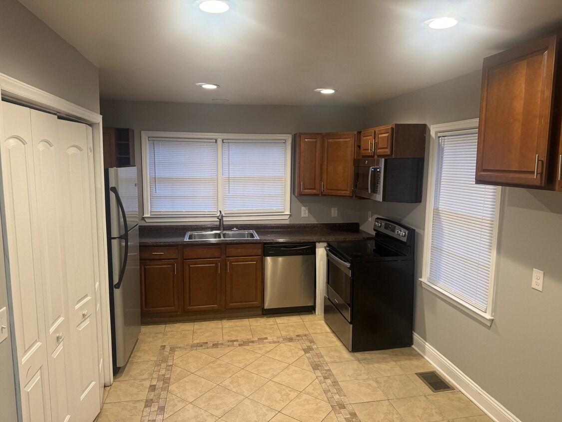 Foto del edificio - 401 Keswick Ave