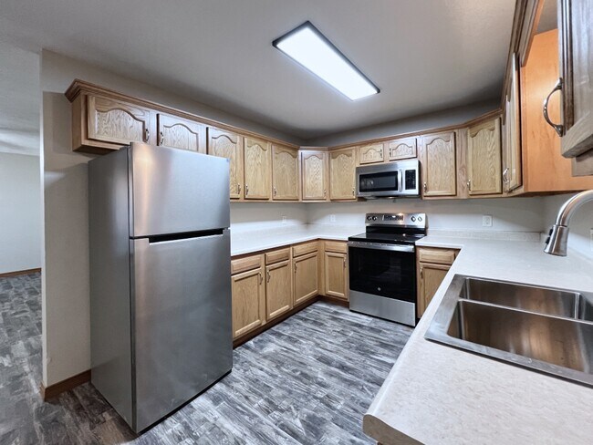 Foto del edificio - 610 E 7th St