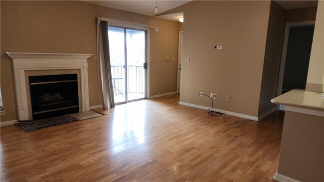 Building Photo - 123 Granville Ct